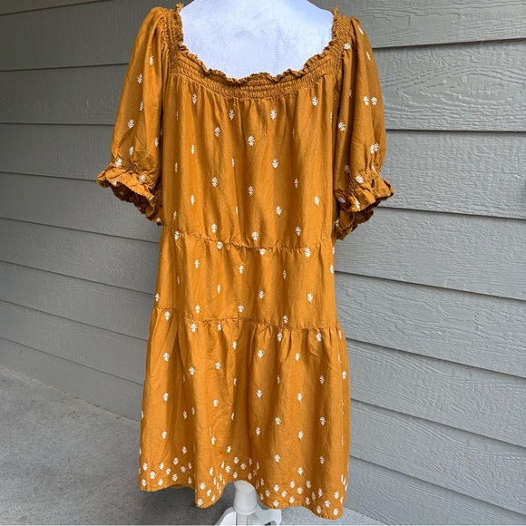 Old Navy Women Milkmaid Mini Dress Tiered Dainty Floral Embroidery Mustard sz 2X - Picture 12 of 12